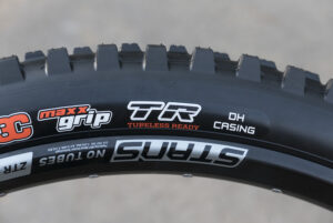 maxxis minion dhf 29 dh casing