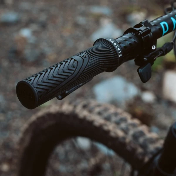 PNW Loam XL Grips (Black) - Image 2